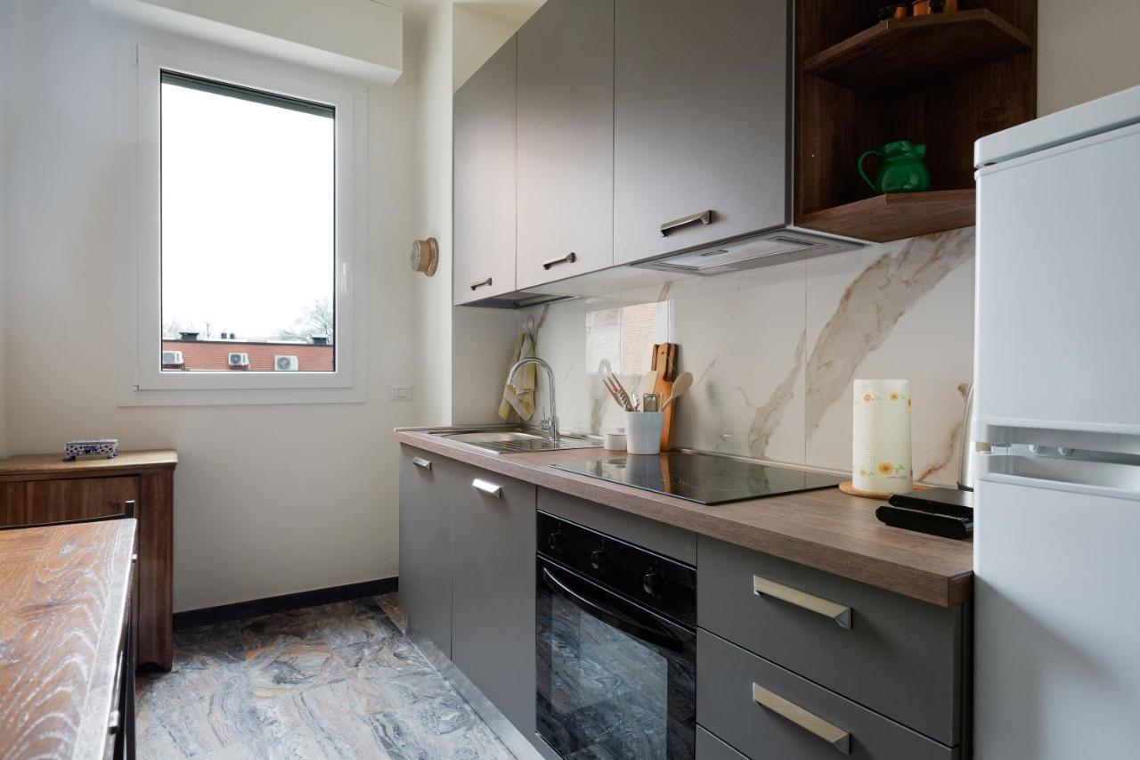 Dergano Comfy Apartment - 250 M Far From M3 ミラノ エクステリア 写真