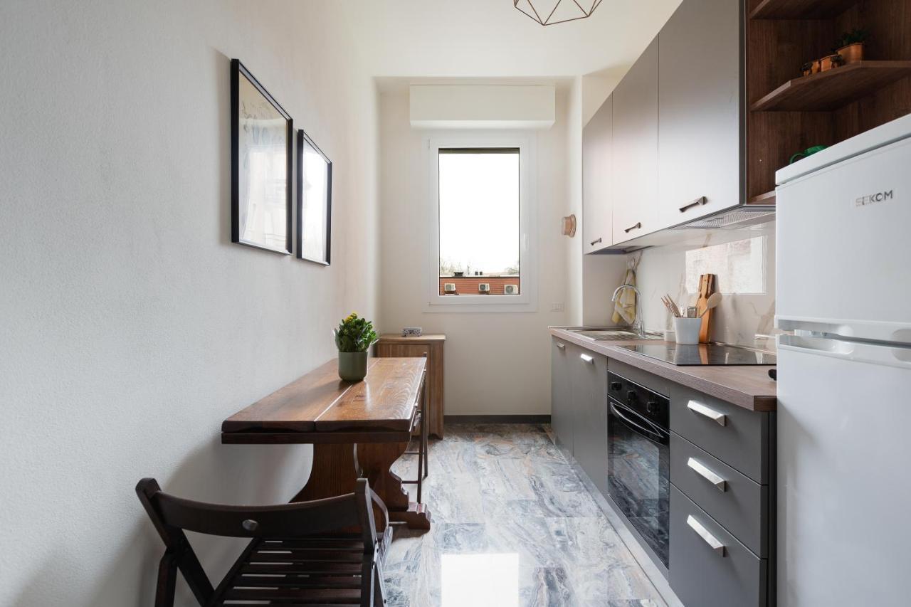 Dergano Comfy Apartment - 250 M Far From M3 ミラノ エクステリア 写真