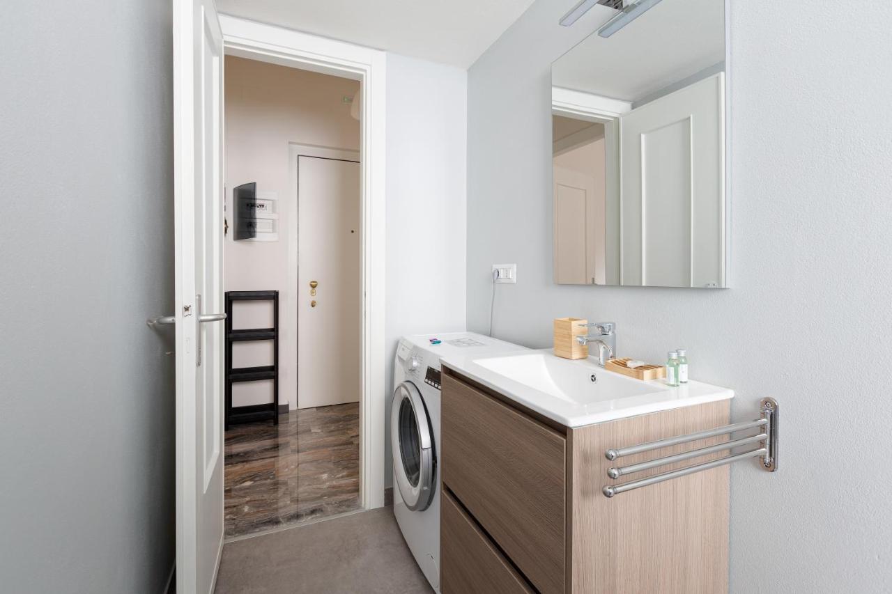Dergano Comfy Apartment - 250 M Far From M3 ミラノ エクステリア 写真