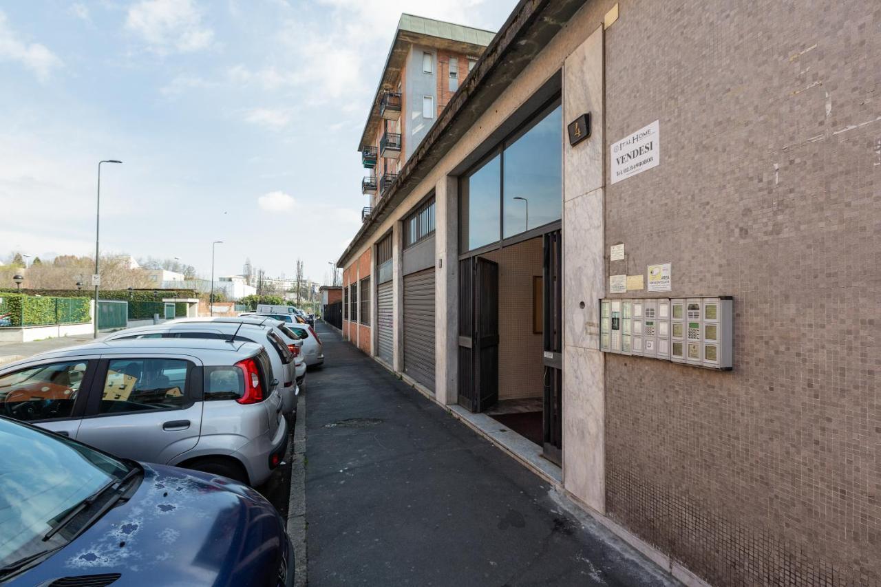 Dergano Comfy Apartment - 250 M Far From M3 ミラノ エクステリア 写真